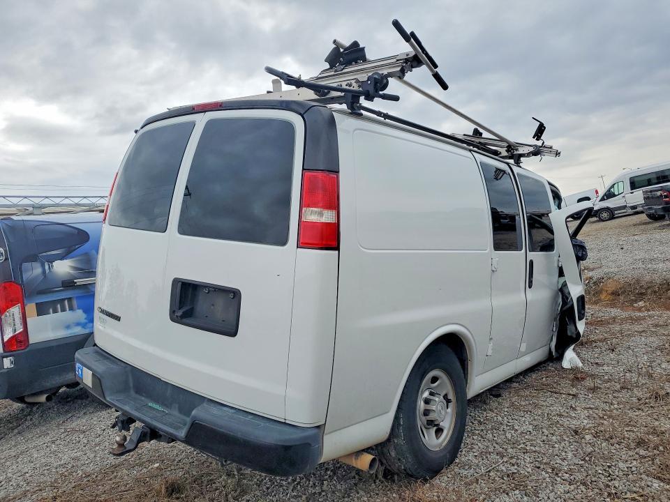 2019 Chevrolet Express G2500