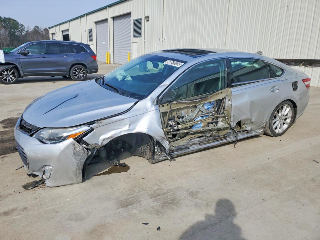2013 Toyota Avalon Base