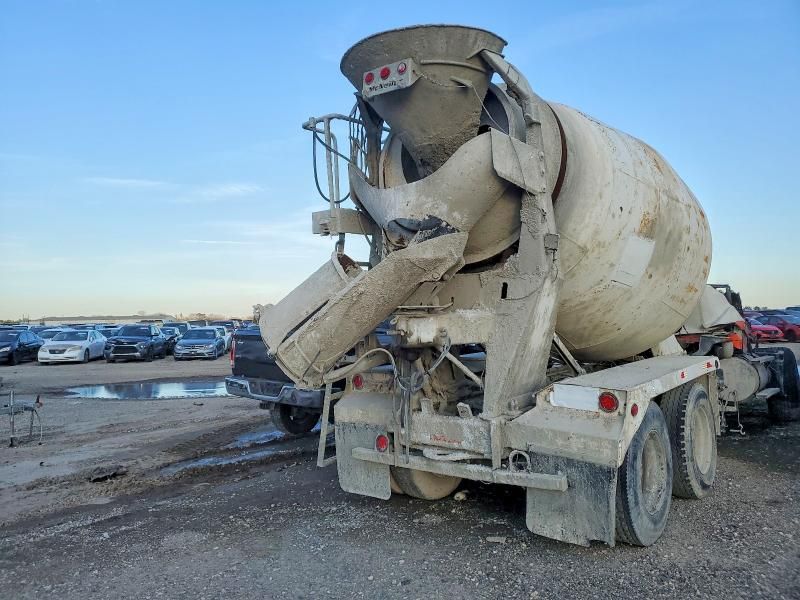 2008 Kenworth T800 Ready mix Truck