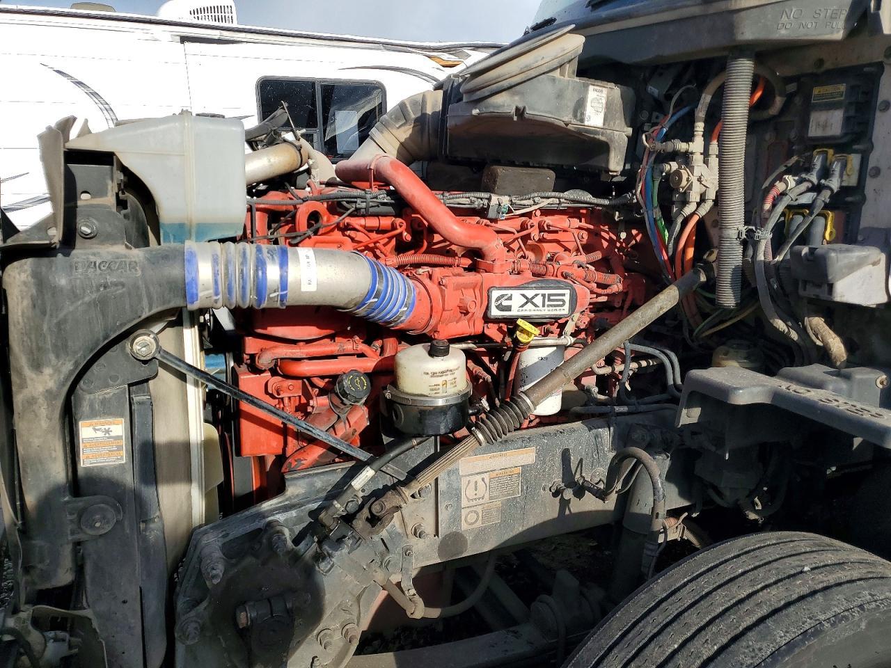 2018 Peterbilt 579 Semi Truck