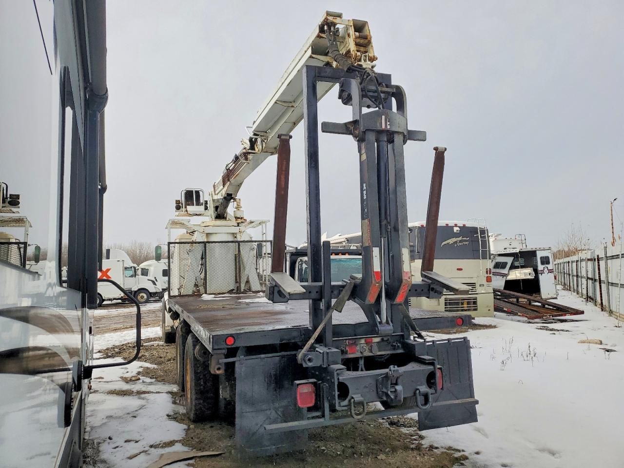 1999 Western Star 1999 Western Star 5800 Crane Truck