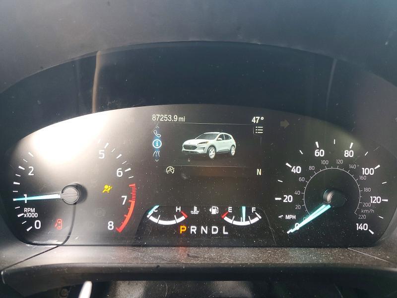 2020 Ford Escape se
