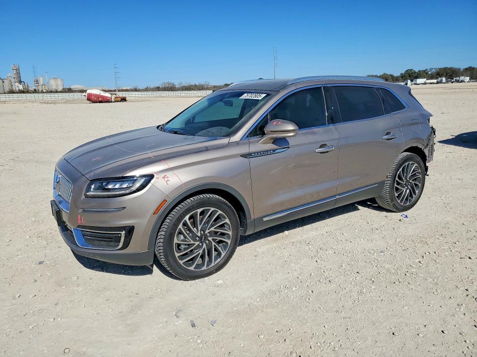 2020 Lincoln Nautilus Reserve