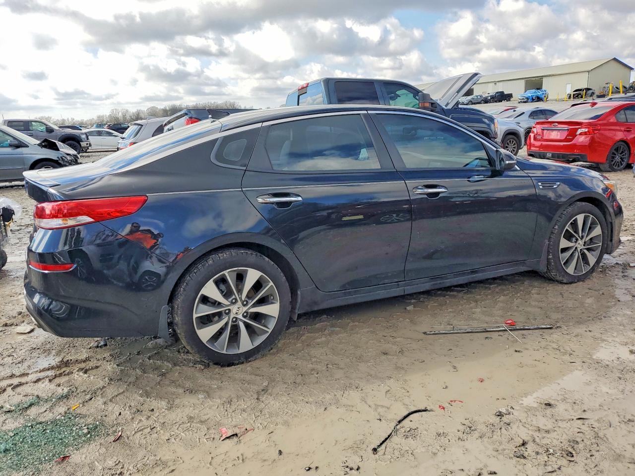 2019 KIA Optima s