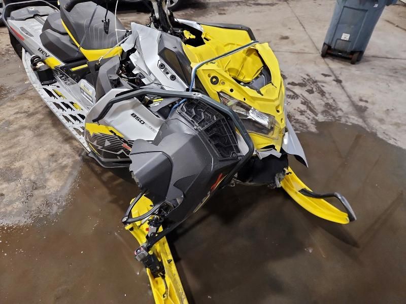 2018 Skidoo 2018 Skid 850