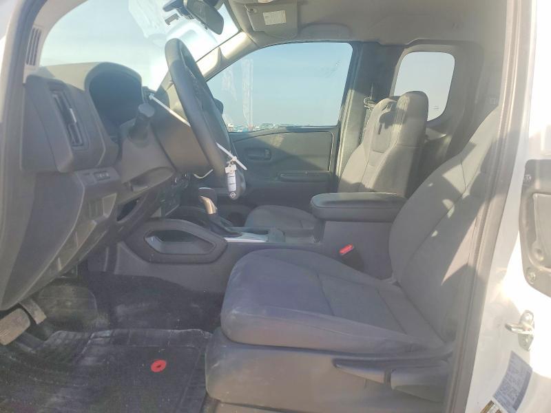 2025 Nissan Frontier s