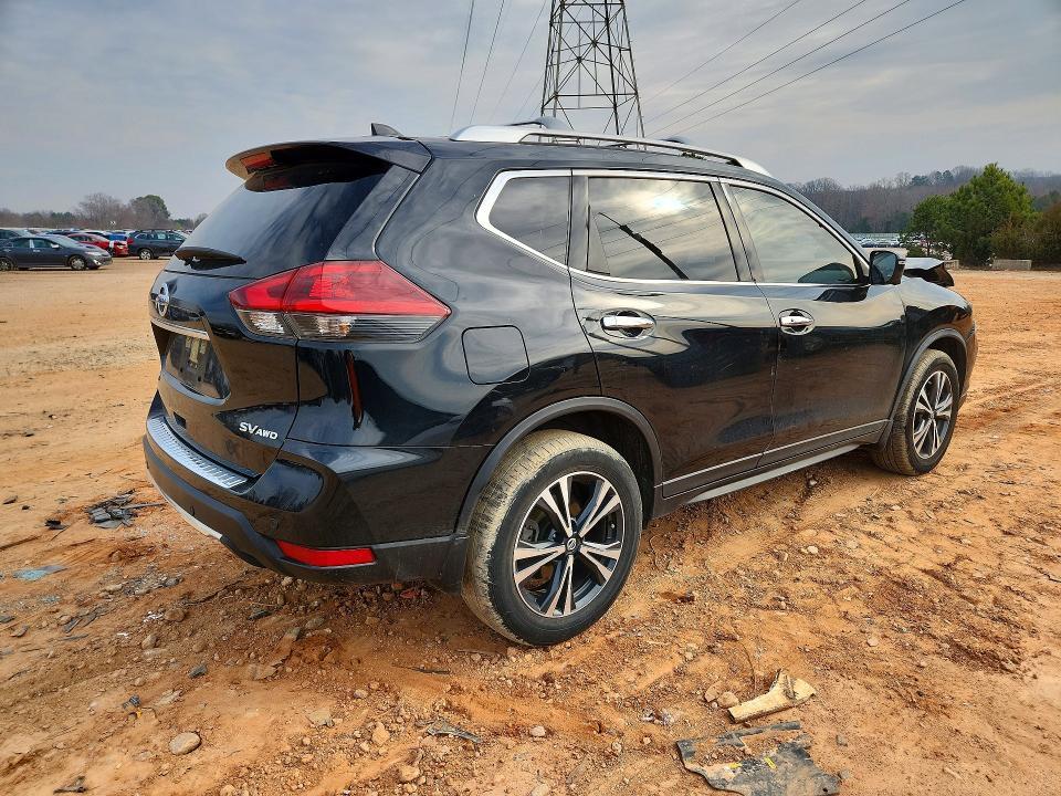 2019 Nissan Rogue sv