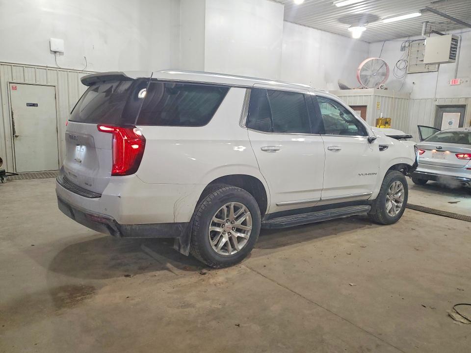 2022 GMC Yukon slt