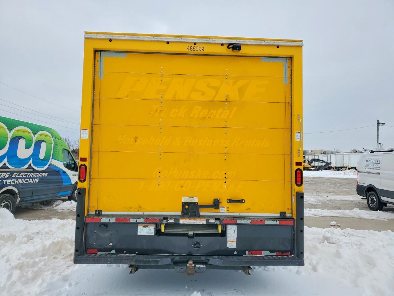 2022 Ford E350 BOX Truck