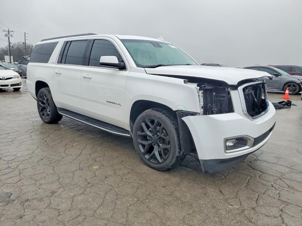 2017 GMC Yukon xl C1500 slt