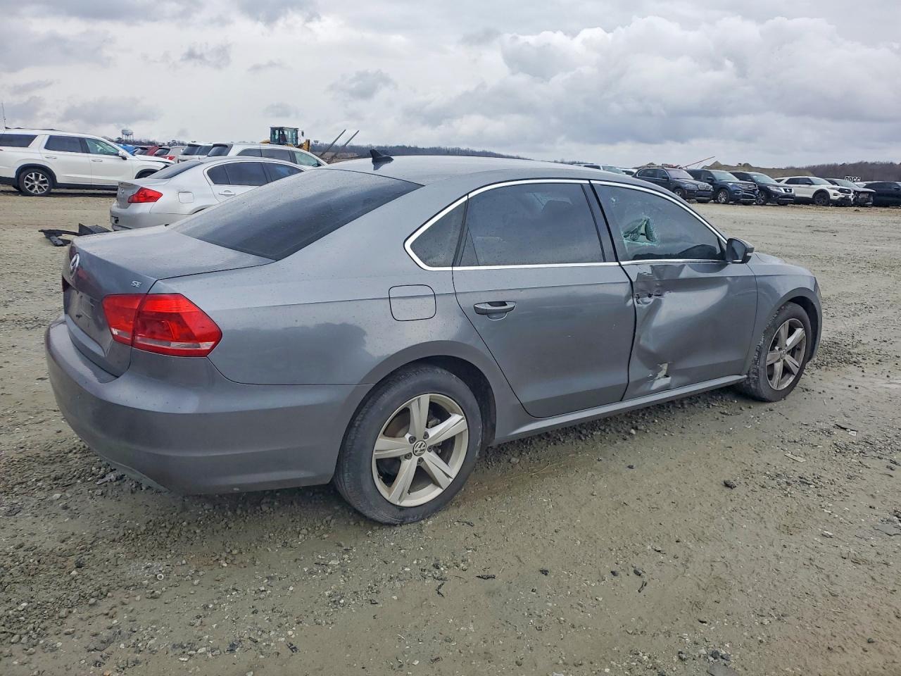 2013 Volkswagen Passat se