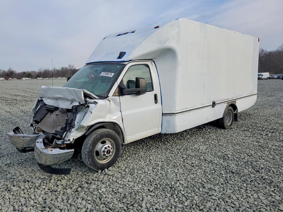 2021 GMC Savana Delivery Truck