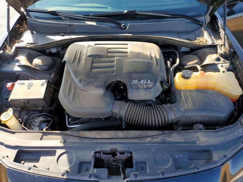 2018 Chrysler 300 s