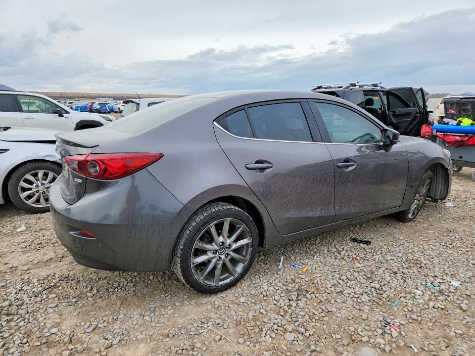 2018 Mazda 3 Touring