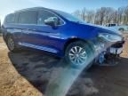 2019 Chrysler Pacifica Hybrid Limited