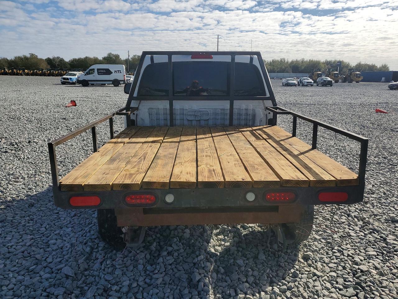 2006 Toyota Tacoma Flatbed Truck
