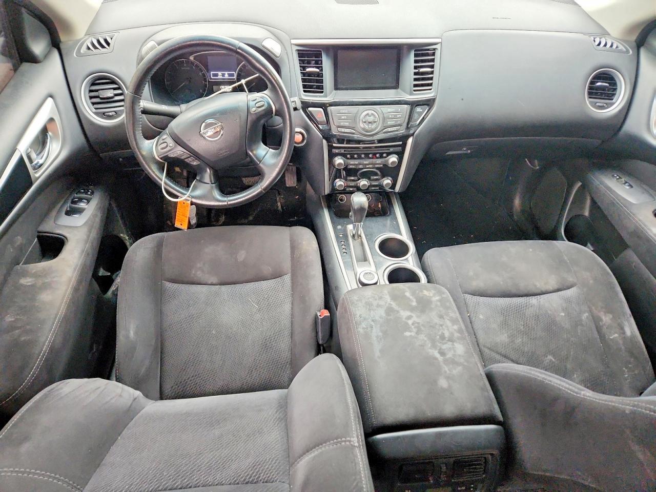 2014 Nissan Pathfinder s