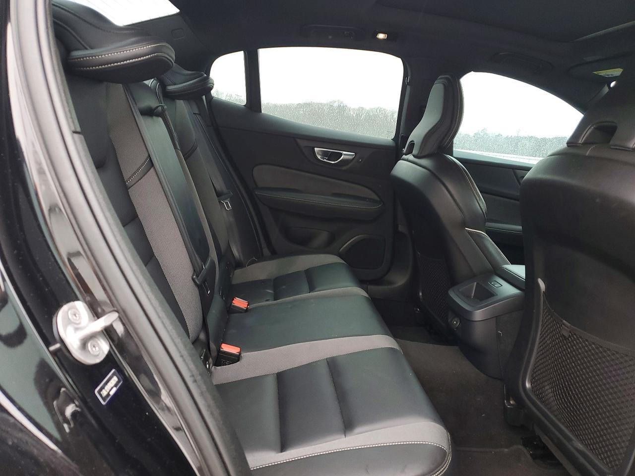 2024 Volvo S60 Plus