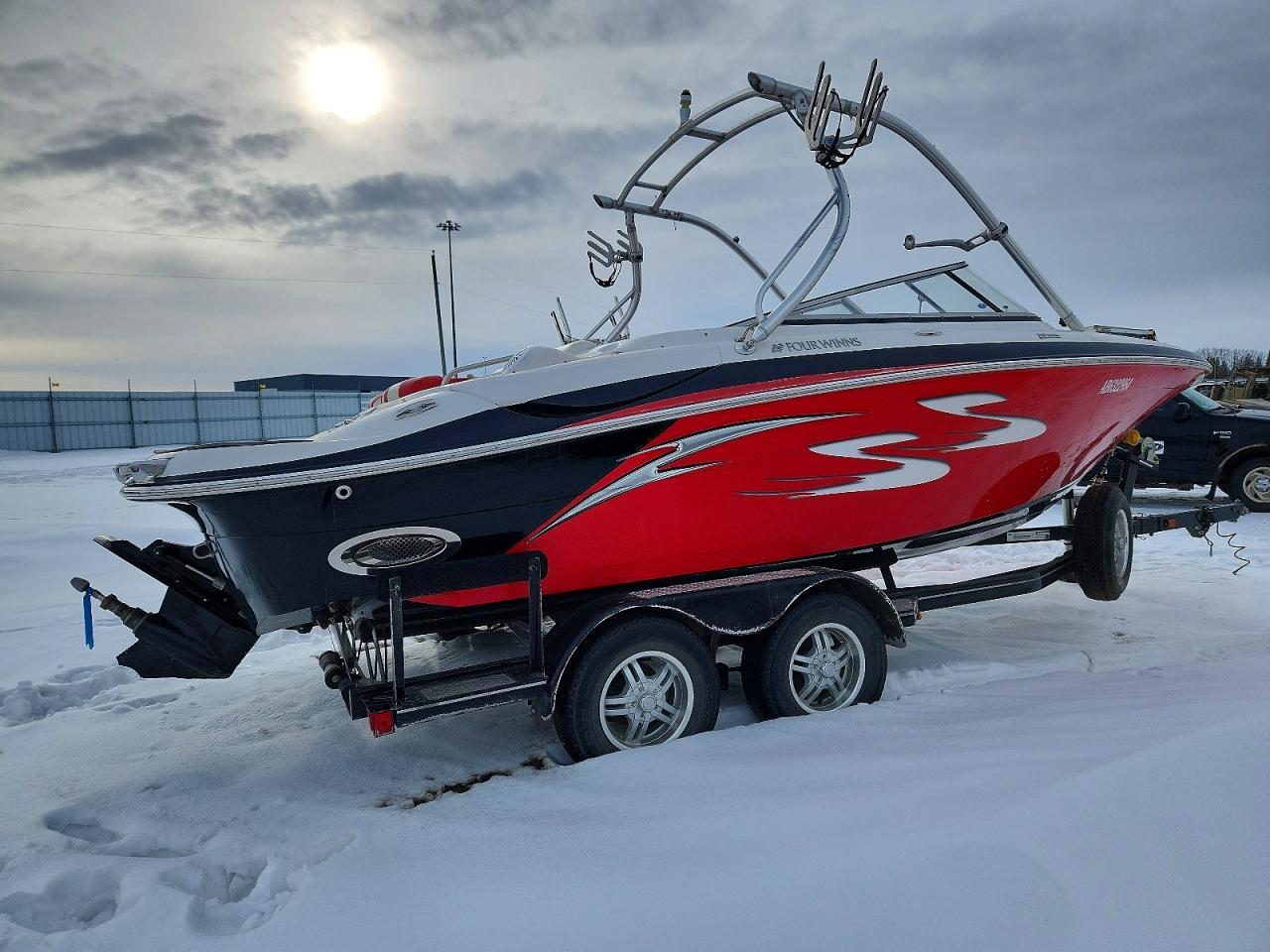 2012 Four Winds Boat-Boat
