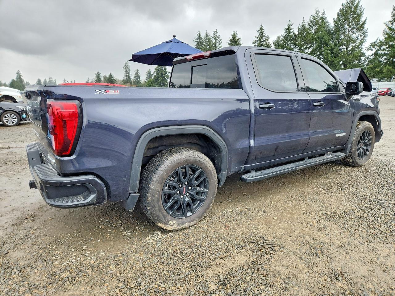 2025 GMC Sierra K1500 Elevation