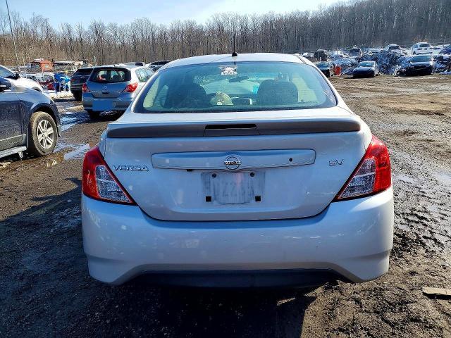 2019 Niss Versa