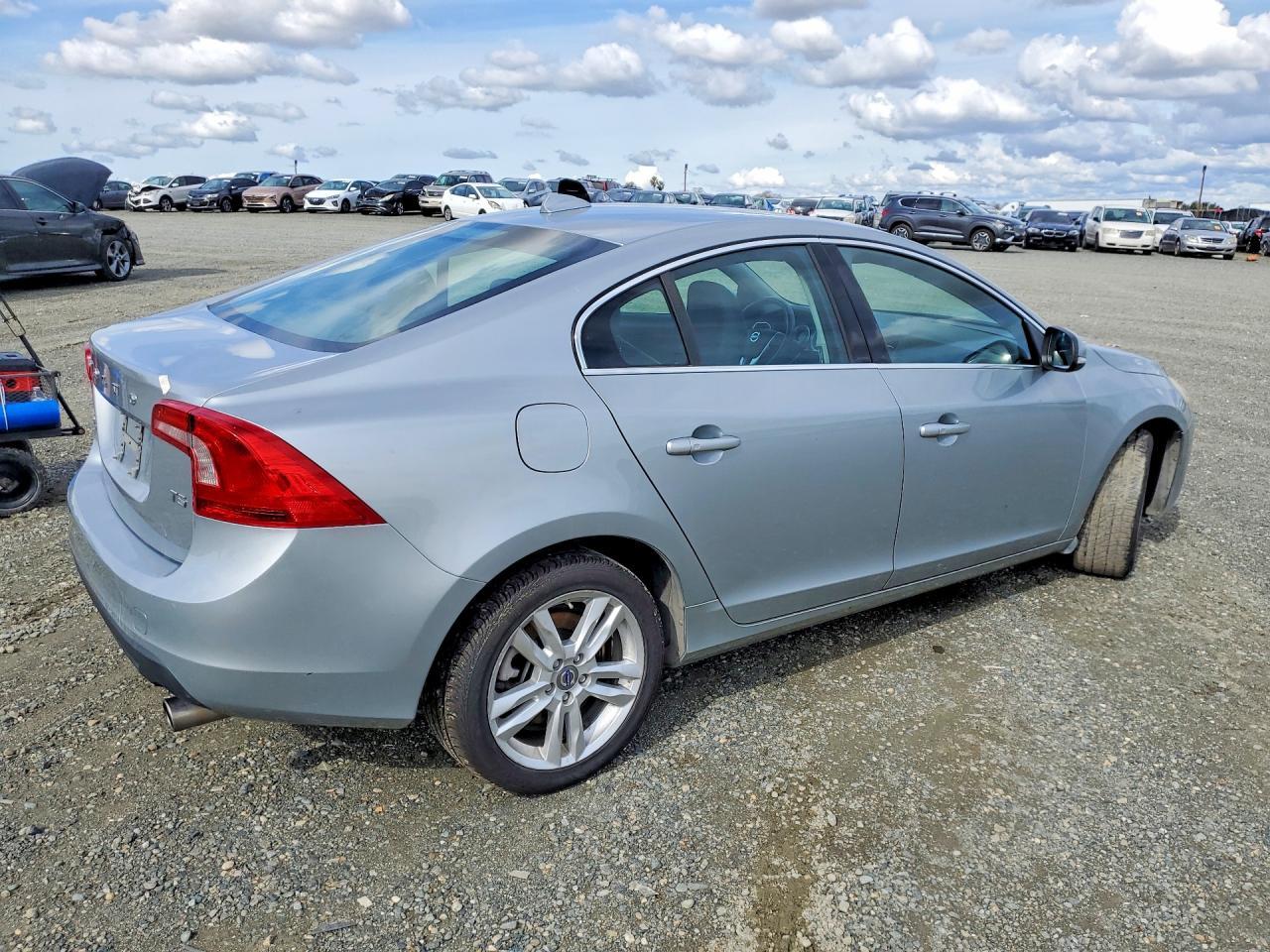 2013 Volvo S60 T5