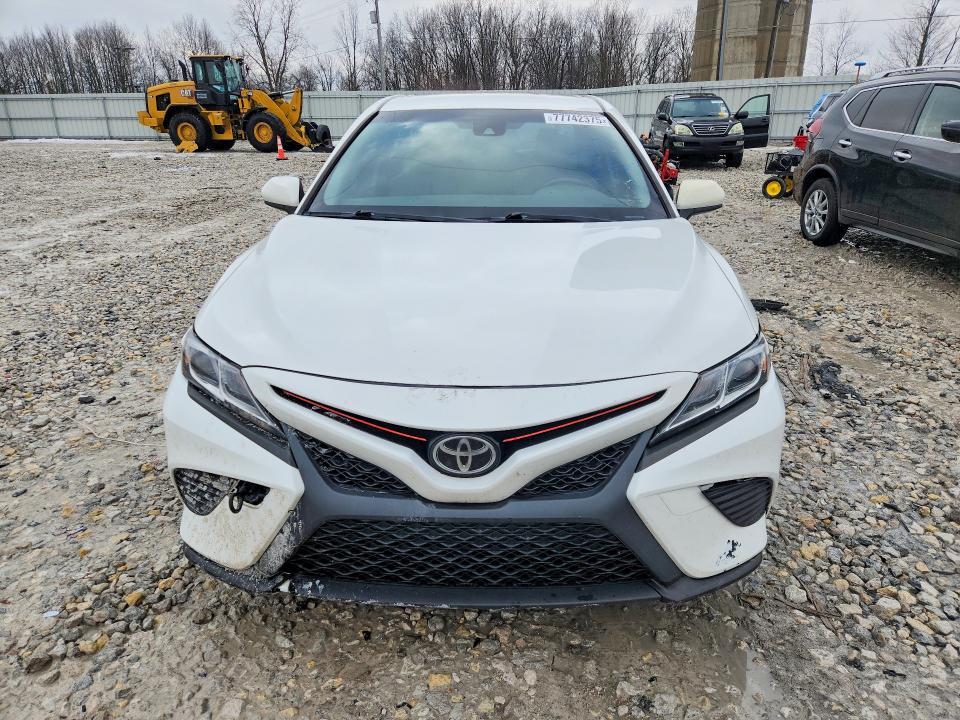 2018 Toyota Camry l