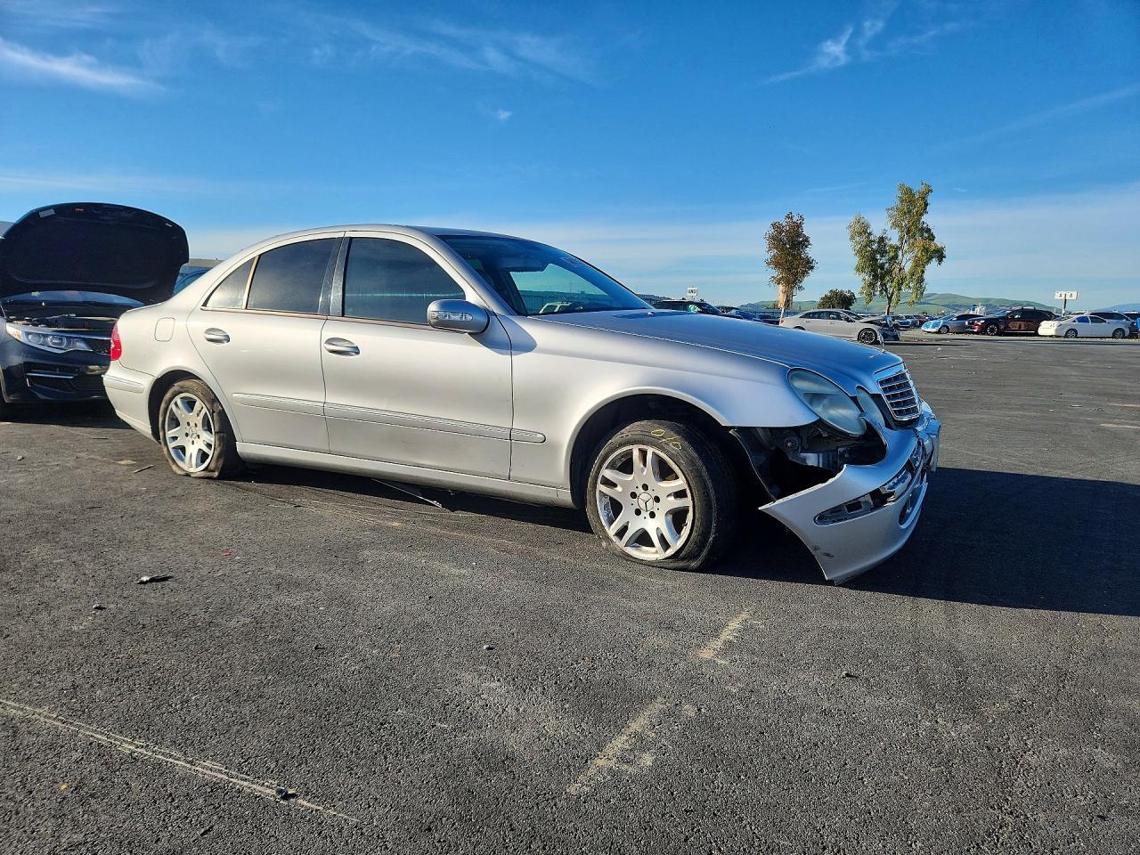 2003 Mercedes-Benz E 320