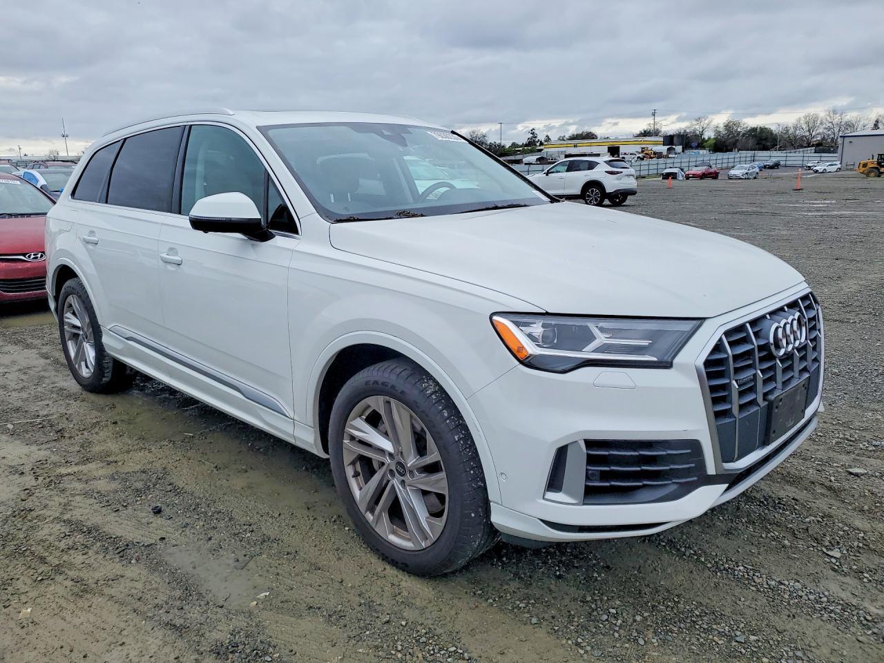 2021 Audi Q7 Premium Plus