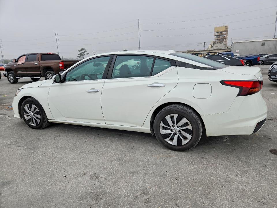 2020 Nissan Altima s