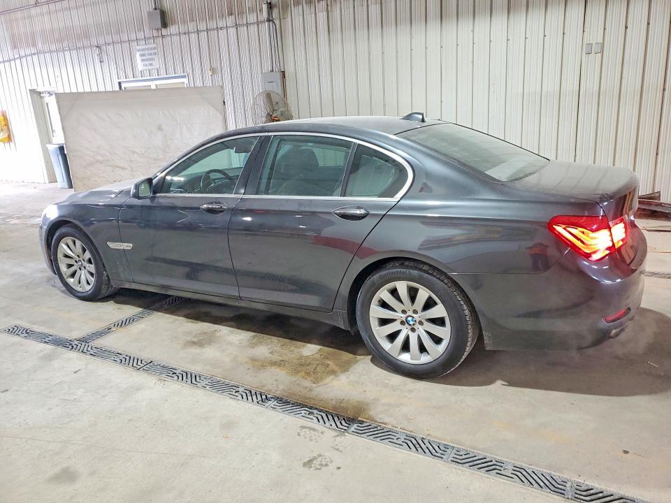 2011 BMW 750 xi