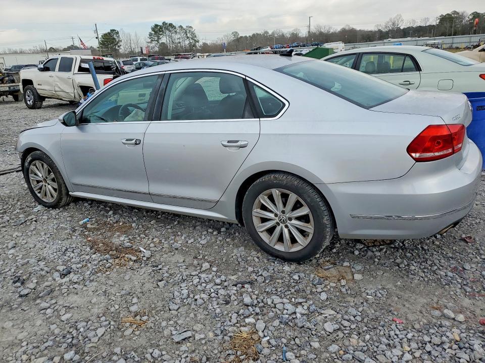 2012 Volkswagen Passat sel