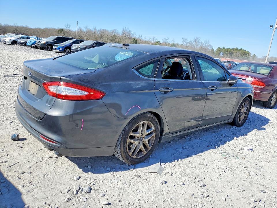 2015 Ford Fusion se