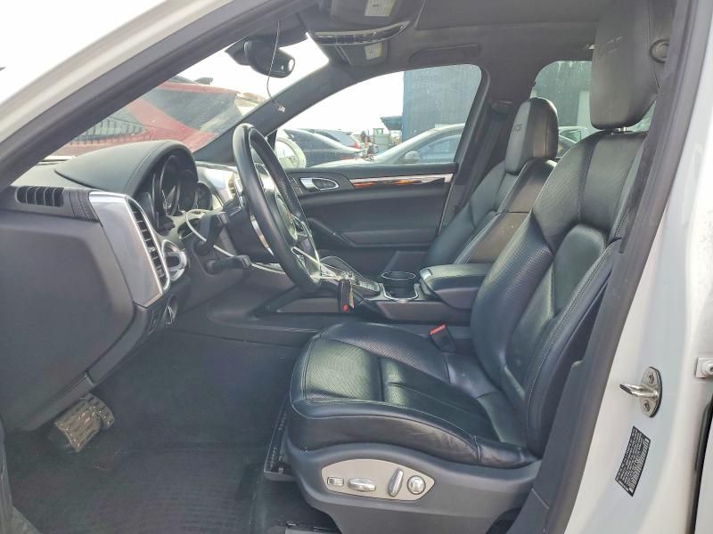 2017 Porsche Cayenne gts