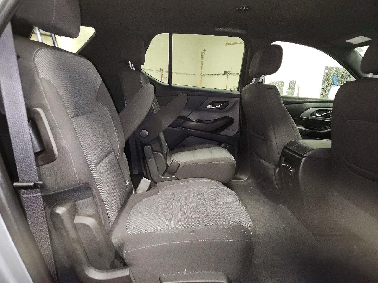 2023 Chevrolet Traverse lt