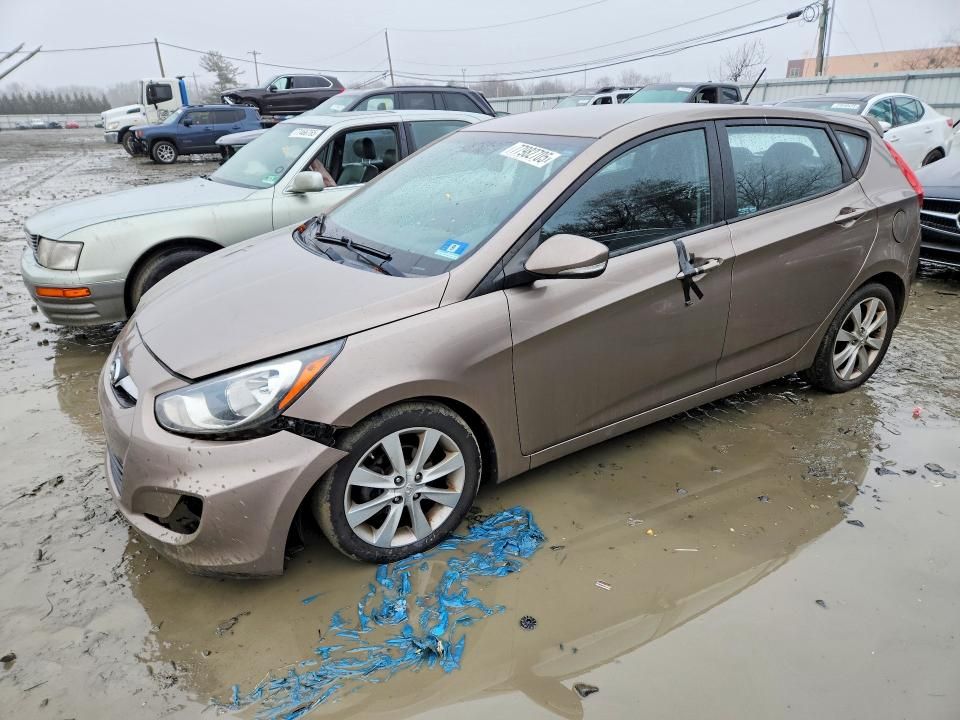2013 Hyundai Accent gls