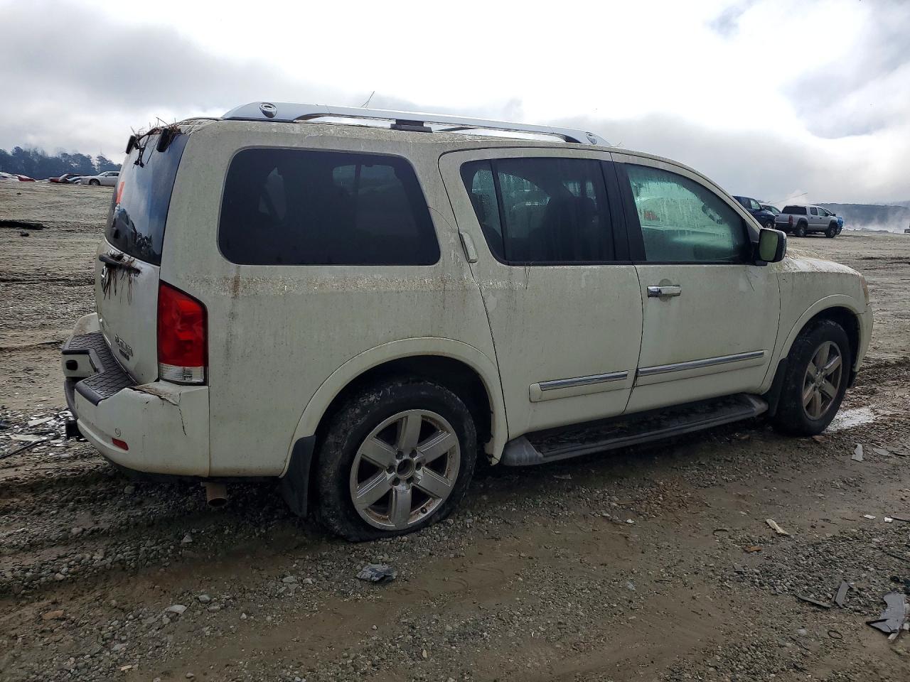 2014 Nissan Armada Platinum