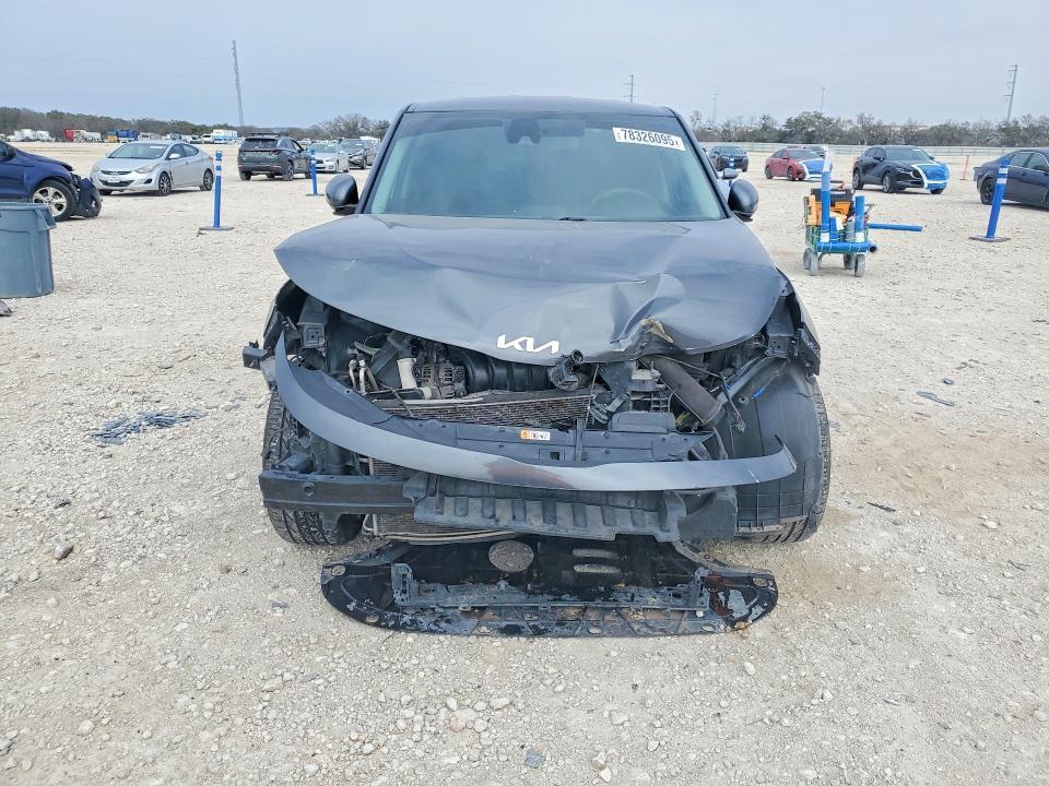 2022 KIA Soul lx
