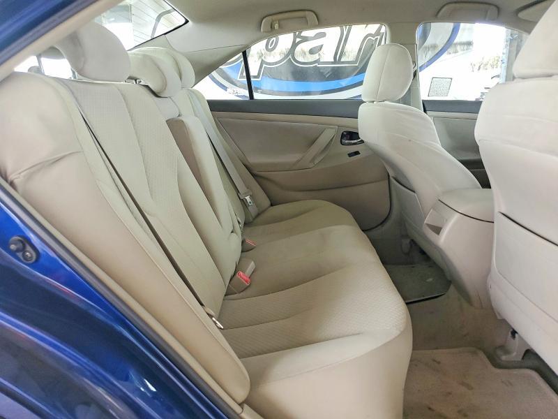 2009 Toyota Camry le