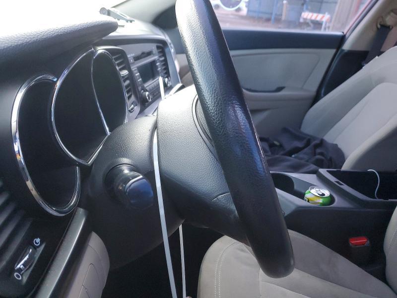 2011 KIA Optima lx