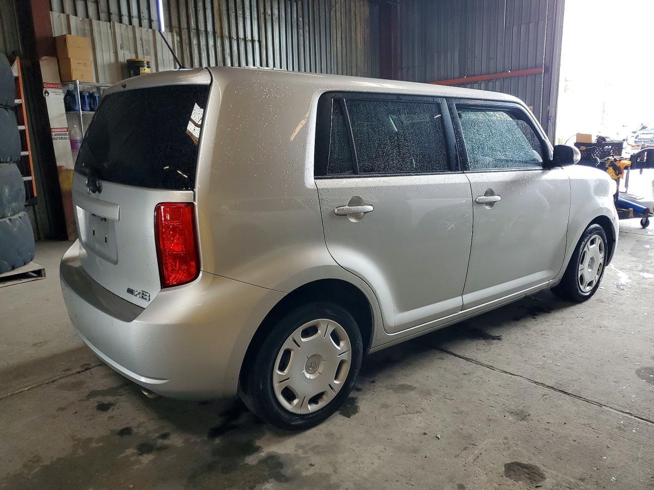 2010 Scion Scion