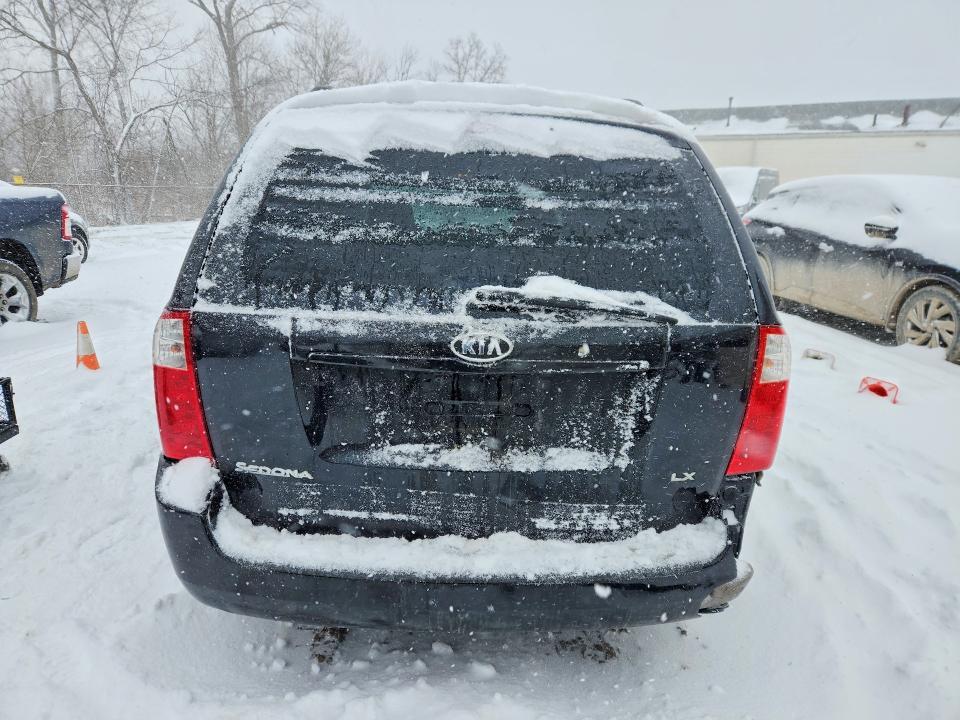 2008 KIA Sedona lx