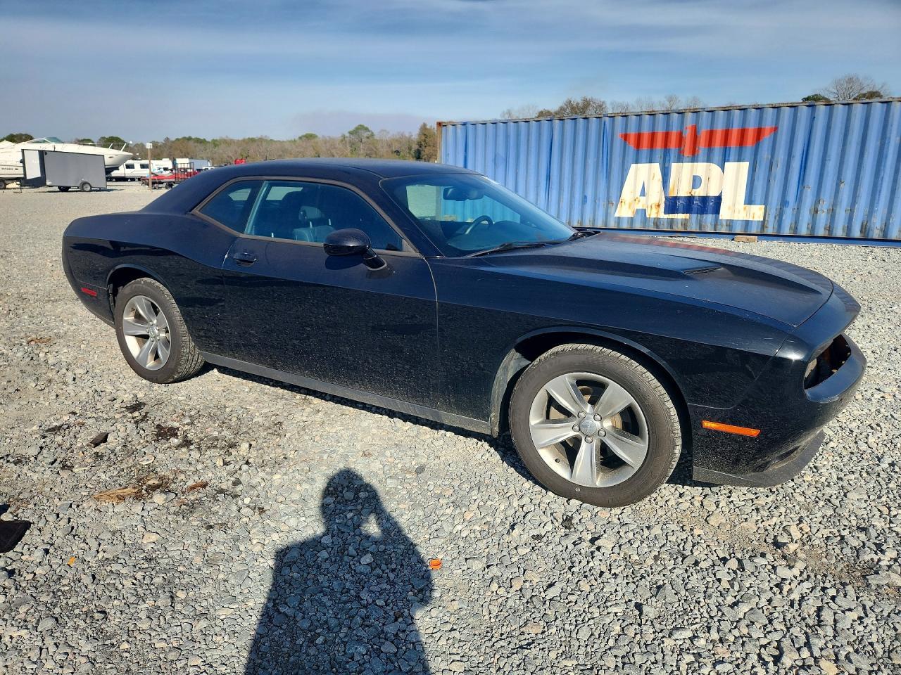 2016 Dodge Challenger sxt