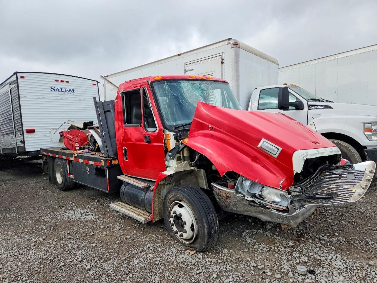 2003 International 4300 Flatbed Truck