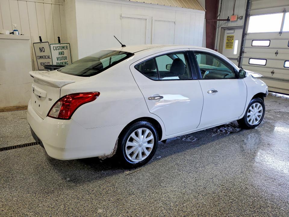 2017 Nissan Versa s