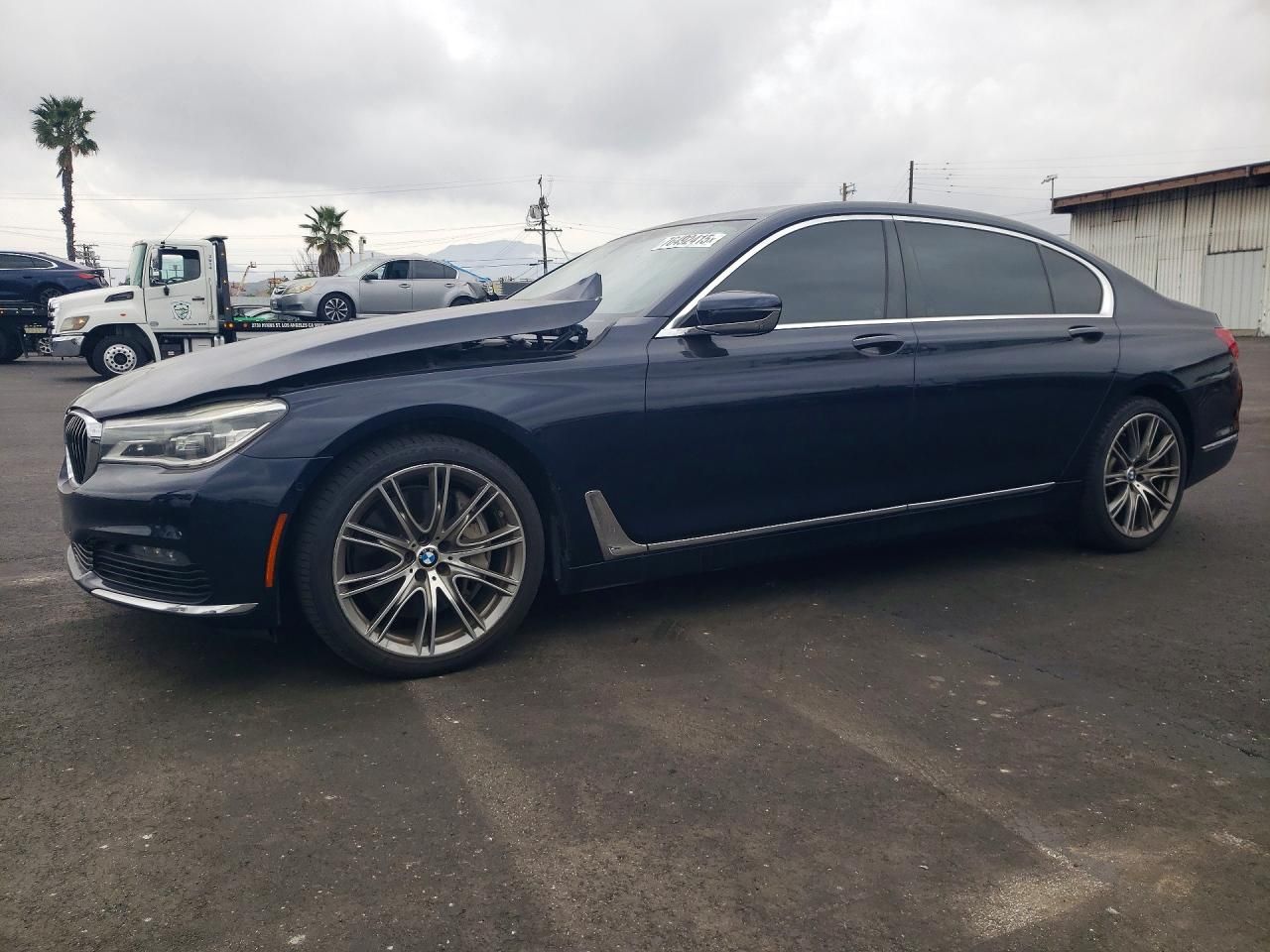 2016 BMW 750 i