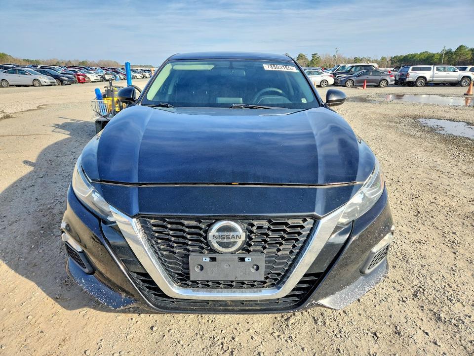 2019 Nissan Altima s