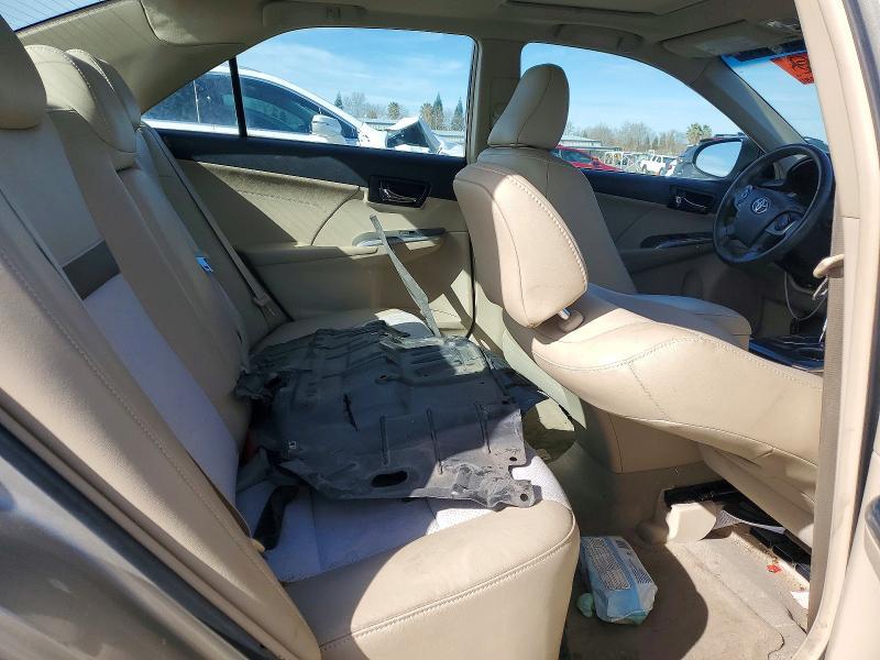 2014 Toyota Camry Hybrid