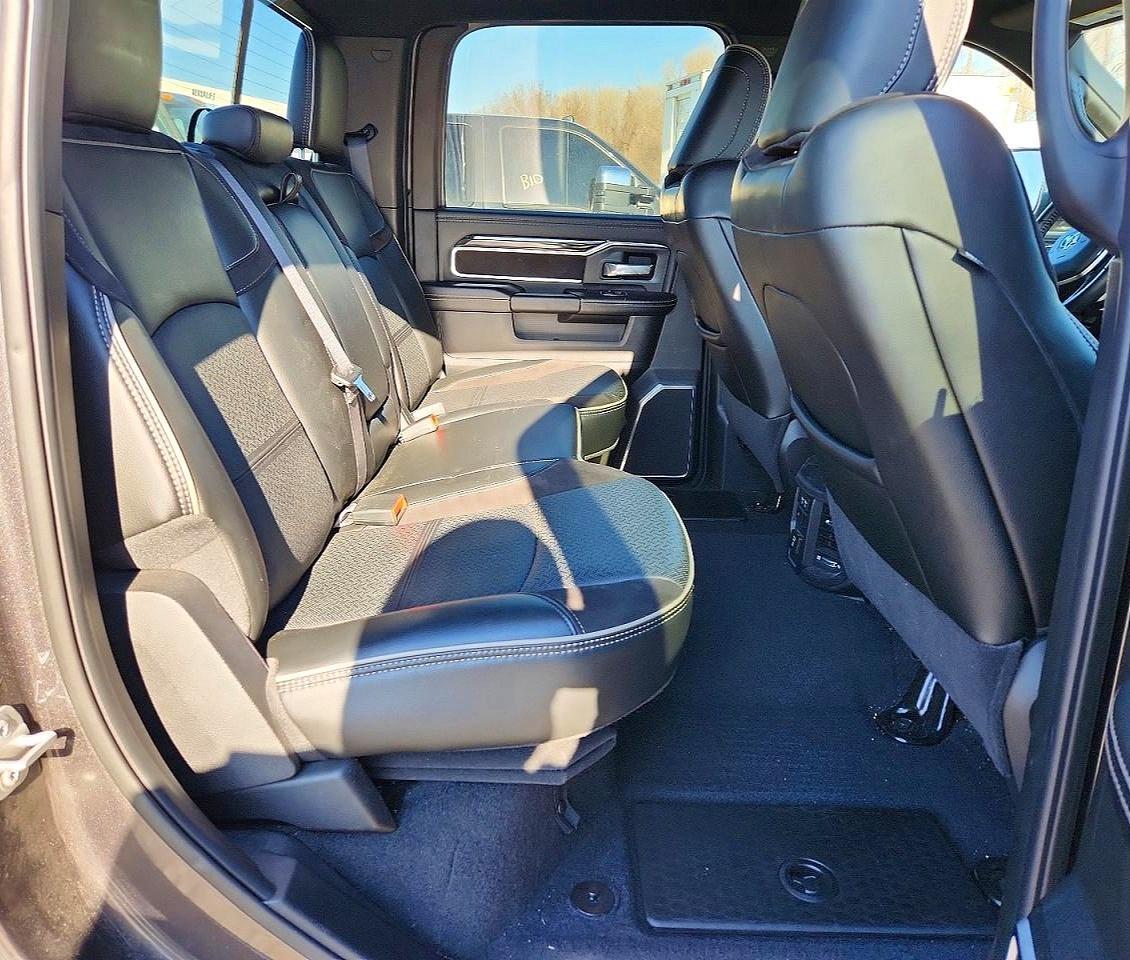 2022 Dodge 3500 Laramie