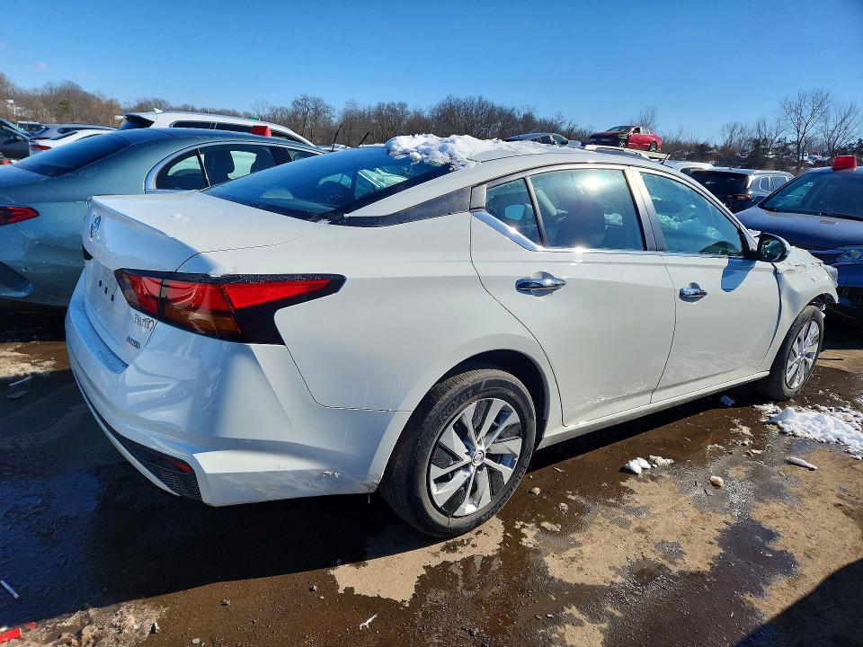 2020 Nissan Altima s